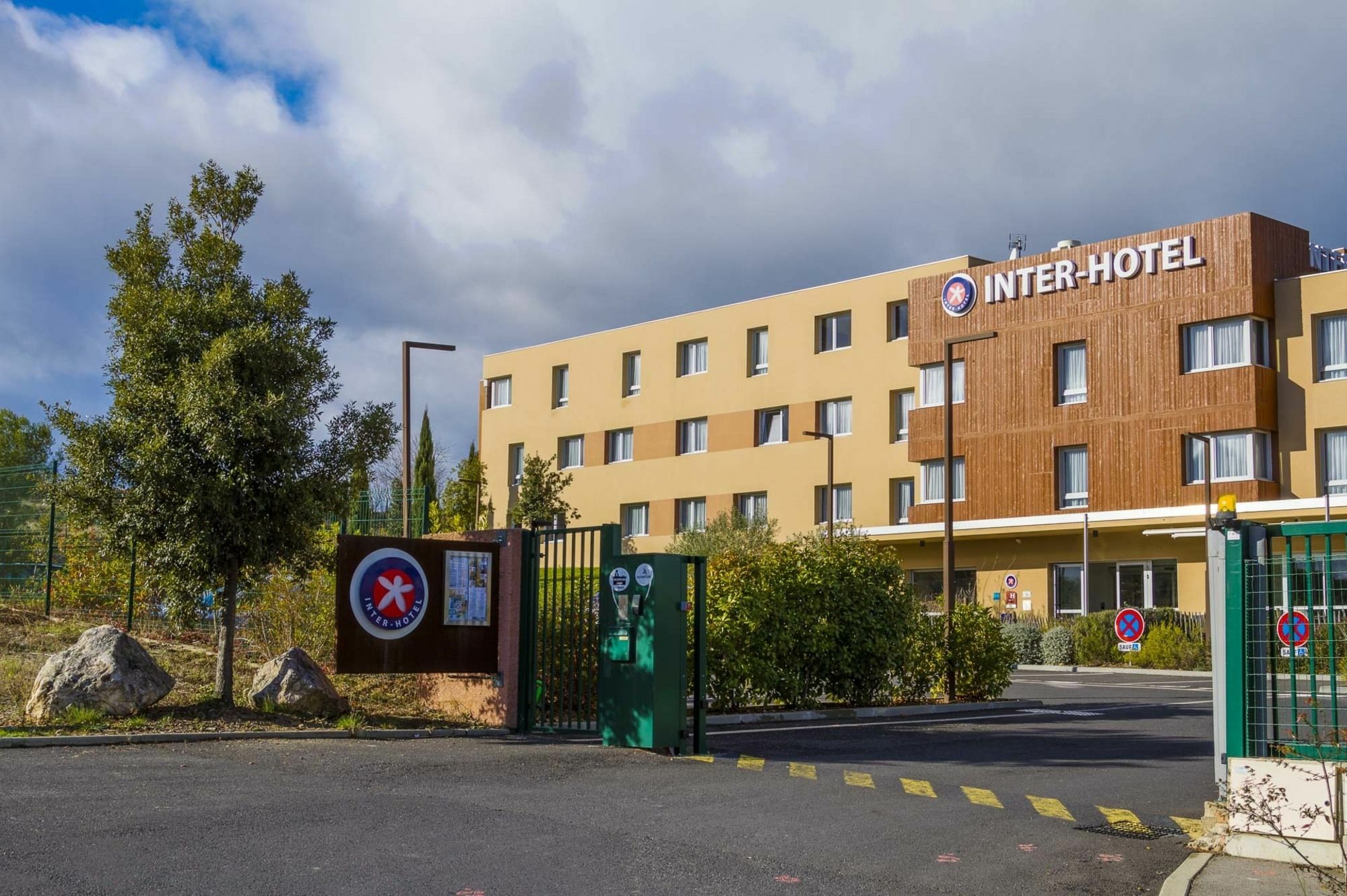 The Originals City, Hotel Ecoparc, Montpellier Est Saint-Aunes Exterior photo